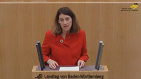 Dorothea Kliche-Behnke am Rednerpult