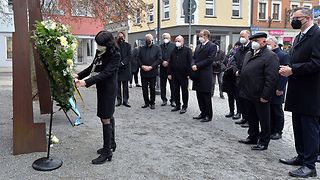 Kranzniederlegung in Ravensburg zum Gedenken an die Opfer der Nationalsozialismus