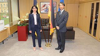 Landtagspräsidentin Muhterem Aras mit dem japanischen Generalkonsul Nobutaka Maekawa
