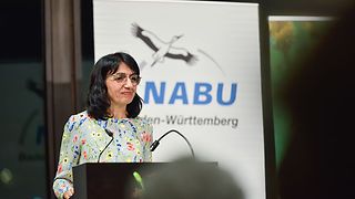 Landtagspräsidentin Aras am Rednerpult