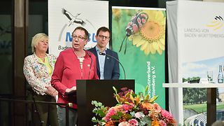 Für den Landesnaturschutzverband Baden-Württemberg e.V. spricht Schatzmeisterin Regina Schmidt-Kühner