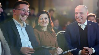 Im Gespräch (v. li.): der Antisemitismusbeauftragte der Landesregierung, Dr. Michael Blume, Generalkonsulin des Staates Israel für Süddeutschland, Carmela Shamir und Landtagsvizepräsident Daniel Born