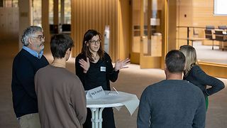 Die Abgeordnete Dr. Susanne Aschhoff (Grüne) ist ebenfalls im Landtag.