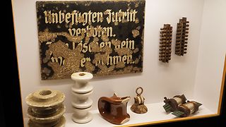 Ausstellungsstücke in der KZ-Gedenkstätte