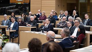 Gäste im Plenarsaal