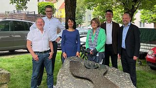 Helmut Opferkuch, Günther-Martin Pauli, Heiko Lebherz, und Dr. Cornelia Hecht-Zeiler mit Landtagspräsidentin Aras.
