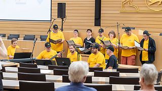 Die Thera Allstarts Band, eine Inklusionsband des Therapeutikums Heilbronn, sorgt für gute Unterhaltung.