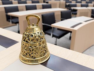 Glocke der Präsidentin / des Präsidenten