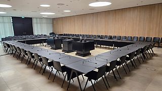 der leere Elly-Heuss-Knapp-Saal