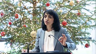 Landtagspräsidentin Muhterem Aras am Rednerpult