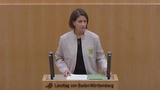Susanne Nusser am Redepult