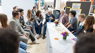 Austausch mit Abgeordneten