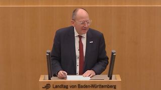 Christian Specht am Redepult