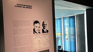 Plakate in der Ausstellung