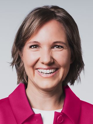 Portrait Isabell Rathgeb