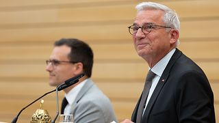 Landtagspräsident Thomas Strobl eröffnet die 2. Sitzung des 18. Landtags von Baden-Württemberg