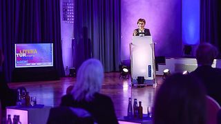 Vizepräsidentin Sabine Kurtz am Rednerpult