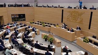 Blick in den Plenarsaal des neuen 17. Landtags von Baden-Württemberg