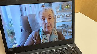 Zeitzeugin Simone Arnold Liebster