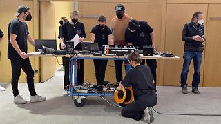 Herzstück der Technik: der Regiewagen